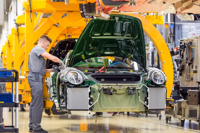 Ảnh chi tiết Porsche Panamera 2021 giá 6,7 tỷ đồng tại Việt Nam