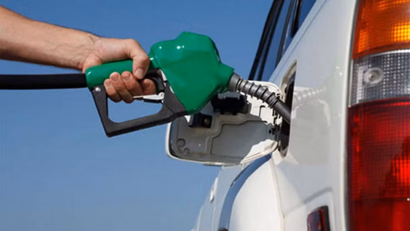 Những sai lầm nguy hiểm khi đổ nhiên liệu cho ô tô