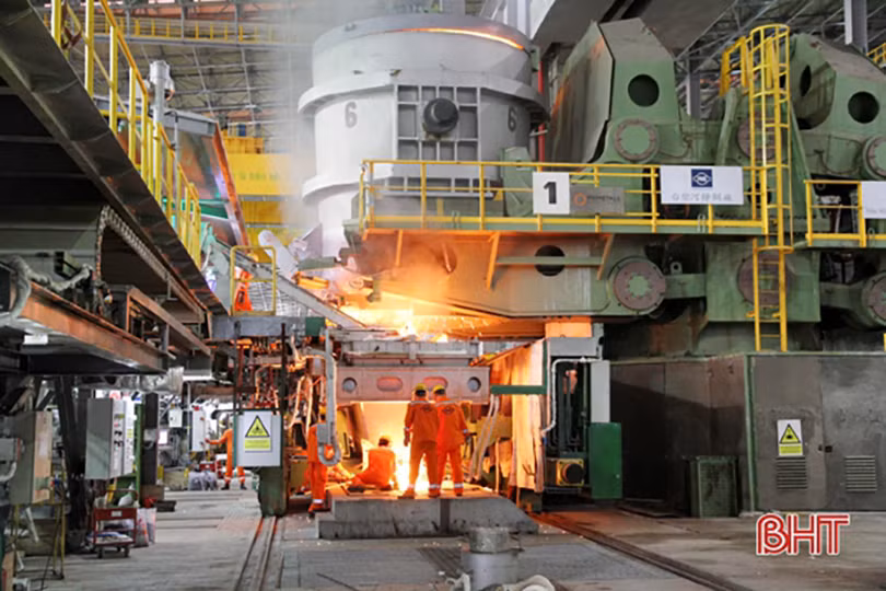 Hàng hóa qua cảng biển Hà Tĩnh đạt trên 17,8 triệu tấn