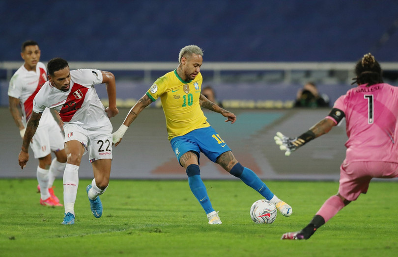 Neymar giúp Brazil vào chung kết Copa America