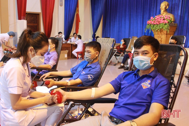Can Lộc thu về 257 đơn vị máu tình nguyện