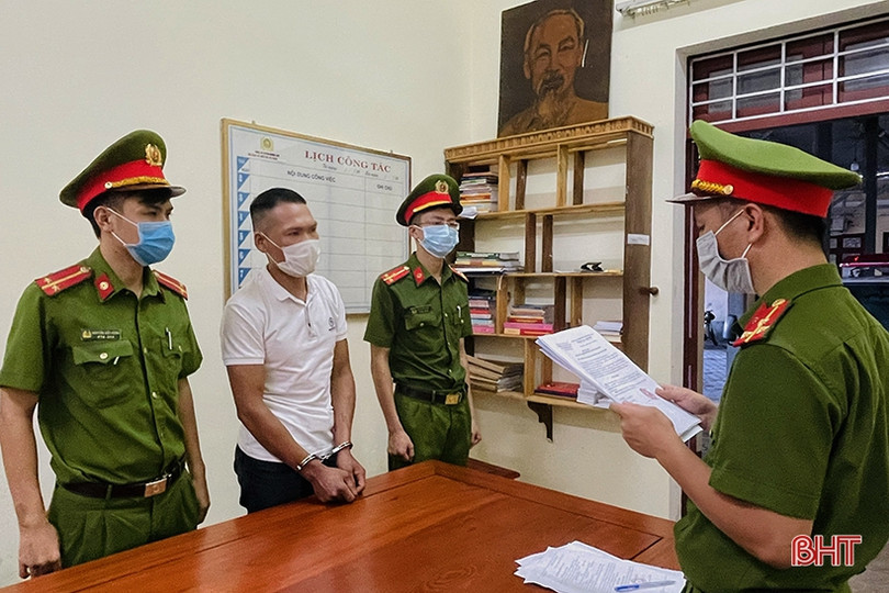 Hà Tĩnh: Mang dao đến nhà bạn chơi rồi đuổi đánh, gây thương tích gia chủ