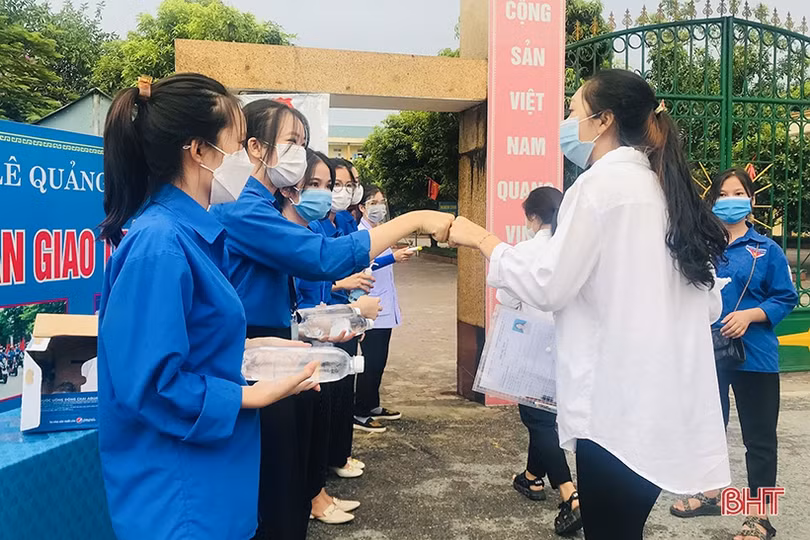 Thí sinh Hà Tĩnh an toàn vượt “vũ môn” Kỳ thi tốt nghiệp THPT 