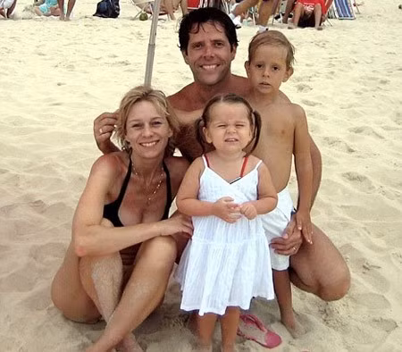 Gia đình tan vỡ vì thảm kịch máy bay rơi