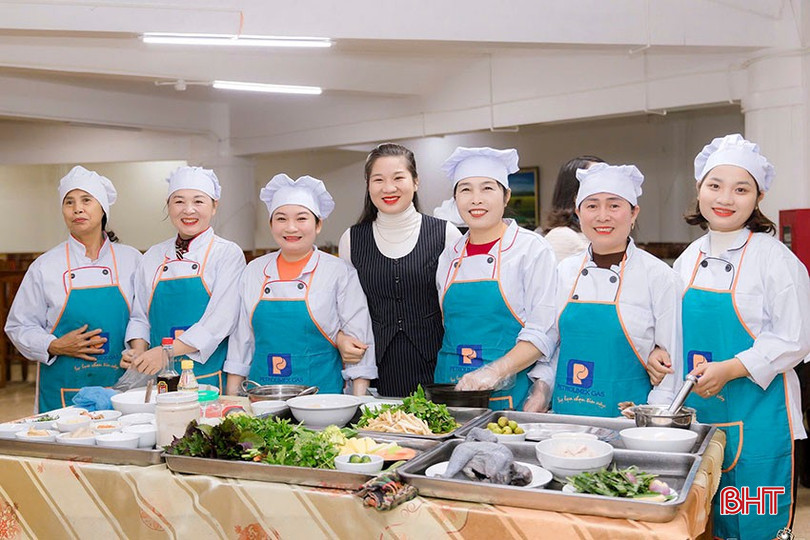 KDL văn hóa sinh thái Hải Thượng (xã Hương Sơn) phát triển món ăn thuốc từ di sản của Hải Thượng Lãn Ông Lê Hữu Trác để phục vụ du khách. bqbht_br_b3.jpg