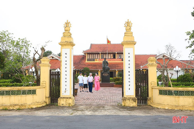 Khu di tích Nguyễn Du (xã Tiên Điền). bqbht_br_a1.jpg