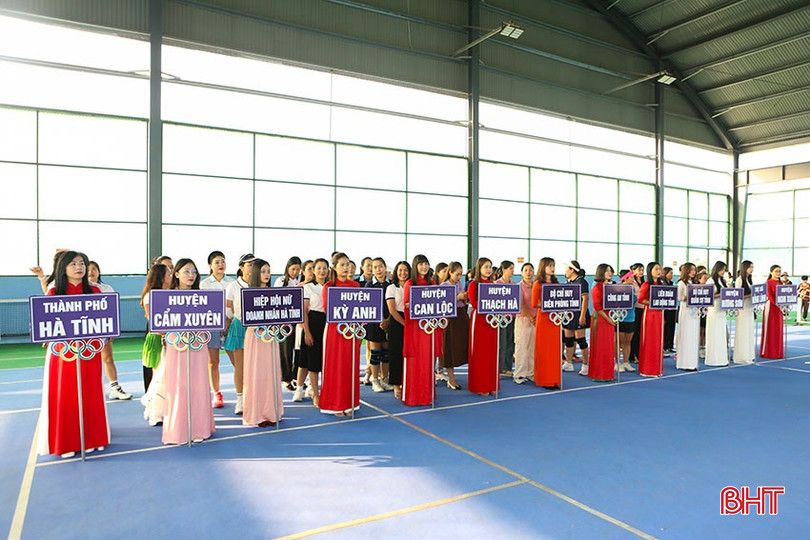 Giải đấu có sự góp mặt của 90 VĐV đến từ các địa phương và hội phụ nữ trực thuộc Hội LHPN tỉnh. bqbht_br_a3.jpg