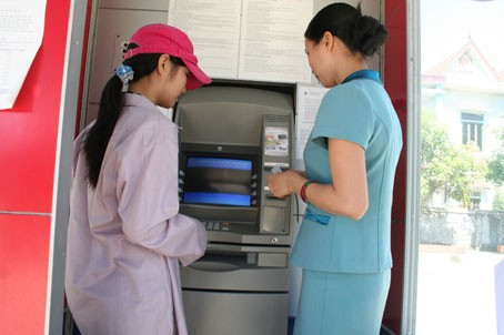 Chất lương dịch vụ và thái độ phục vụ mới là lợi thế cạnh tranh bền vững để thu hút khách hàng