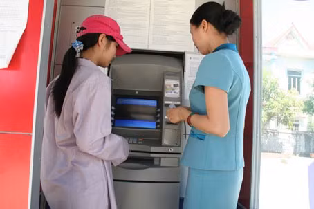 Chất lương dịch vụ và thái độ phục vụ mới là lợi thế cạnh tranh bền vững để thu hút khách hàng