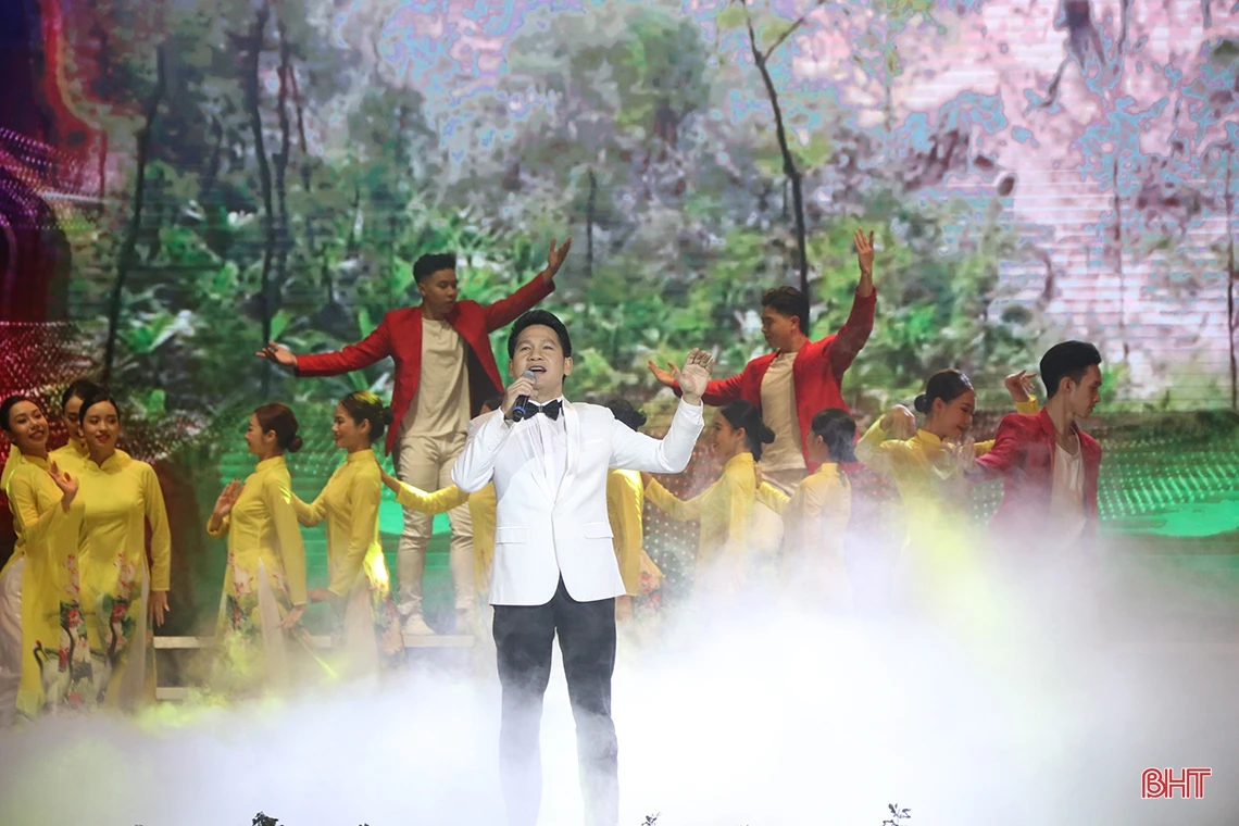 Nhóm tác giả Báo Hà Tĩnh nhận giải C - Giải Báo chí quốc gia năm 2021