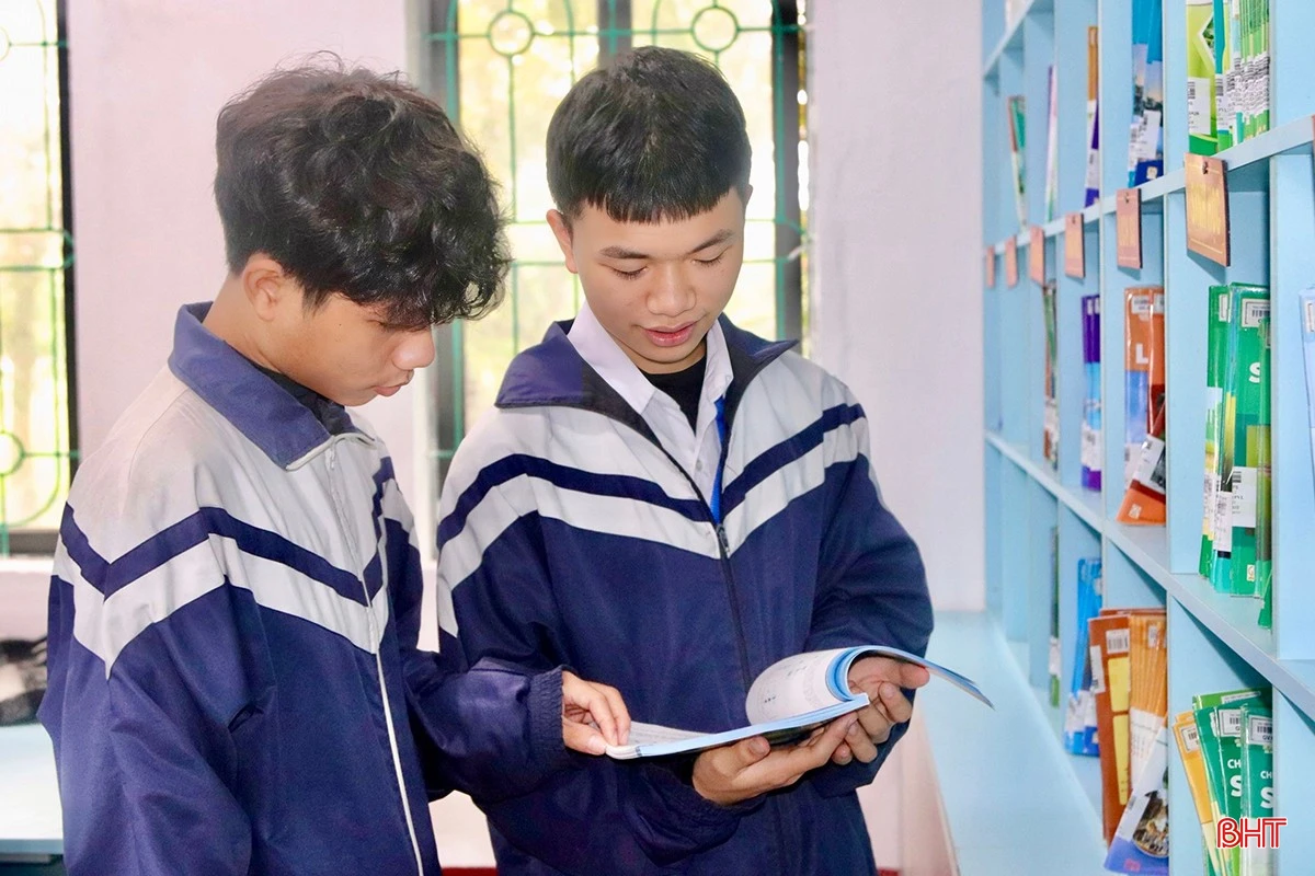 Em Trần Nguyên Anh luôn ý thức nỗ lực trong học tập.