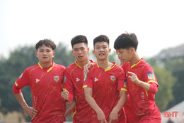 U17 Hồng Lĩnh Hà Tĩnh chia điểm đáng tiếc trận ra quân VCK U17 quốc gia