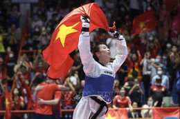 Nữ võ sĩ Việt Nam tạo “địa chấn” khi đánh bại ĐKVĐ Taekwondo thế giới