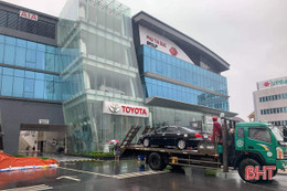 Phú Tài Đức Group miễn phí ở khách sạn, điểm đỗ ôtô tại Toyota cho người dân bị ngập lũ