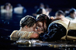 Từ lý trí cho tới tình cảm, Jack của “Titanic” đều… phải sống