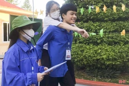 Những khoảnh khắc đáng nhớ trong ngày đầu Kỳ thi tốt nghiệp THPT