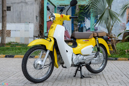 Huyền thoại Honda Super Cub đời 2018 giá 80 triệu đồng về Việt Nam