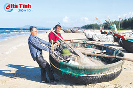 Ngư dân Hà Tĩnh: Quẩn quanh trong lộng...