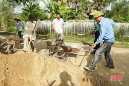 Nam Hương quyết tâm “cán đích” NTM trong năm 2018