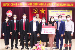 Các doanh nghiệp, đơn vị hỗ trợ quà tết cho người nghèo Hà Tĩnh