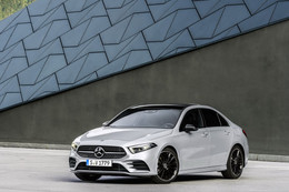 Mercedes A-Class 2019 giá khởi điểm hơn 35.000 USD