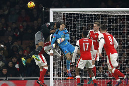 Chùm ảnh Arsenal thua lấm lưng trắng bụng trước Southampton