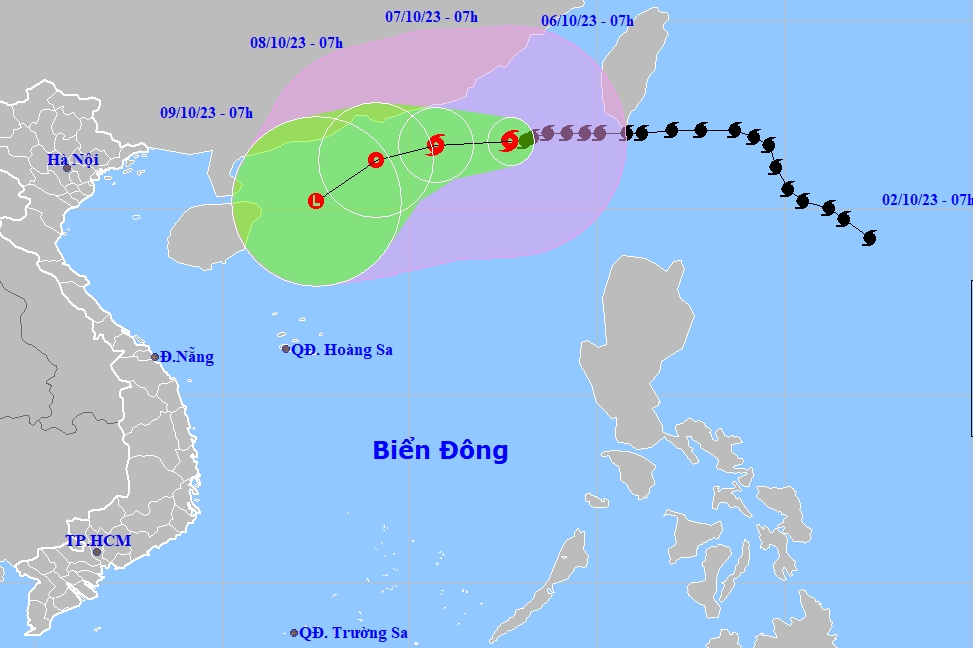 Bão số 4 đang ở khu vực Bắc Biển Đông, gió giật cấp 15