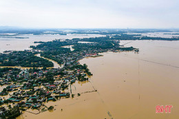 Flycam: Biển lũ Hà Tĩnh