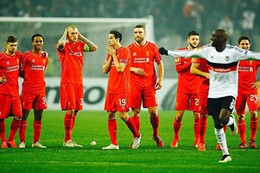 Tottenham và Liverpool bị loại khỏi Europa League