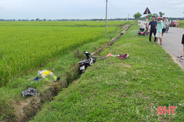 Nam thanh niên tử vong bên mương nước