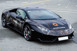 Lamborghini Huracan LP 610-4 chính hãng đầu tiên Việt Nam tái xuất