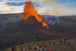 Iceland: 800 trận động đất trong một ngày, nguy cơ núi lửa phun trào