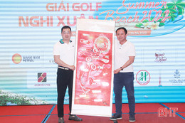 Quyên góp 300 triệu đồng gây quỹ từ thiện từ Giải Golf Nghi Xuân “Summer beach 2022”