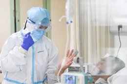 Trung Quốc sẽ dùng robot để lấy mẫu dịch bệnh do virus corona