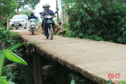 Xây cầu Khe Sum cho người dân vùng hạ du Kẻ Gỗ