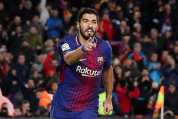 Suarez "nổ súng", Barca thắng sát nút Valencia ở Cúp nhà vua