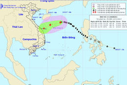 Biển Hà Tĩnh vẫn nằm trong vùng nguy hiểm ảnh hưởng bão số 13