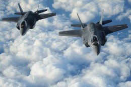 F-35 Mỹ tấn công mục tiêu trong lãnh thổ Syria “ngay trước mắt S-400”