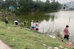 Phòng, tránh trẻ đuối nước mùa lũ: Không thể lơ là!