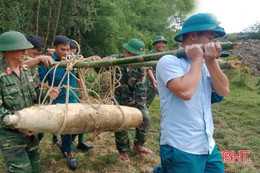 Đào ao trong vườn, “bấp” phải quả bom nặng 230kg ở Hà Tĩnh