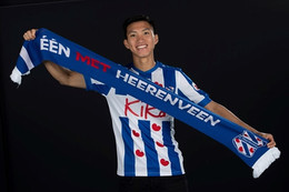 Văn Hậu nhận lương 450.000 euro ở Heerenveen