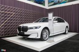 Chi tiết BMW 740Li Pure Excellence giá 6,3 tỷ tại Việt Nam