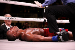 Võ sĩ người Mỹ qua đời sau khi dính đòn knock-out của đối thủ
