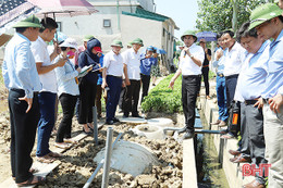 Mỗi hộ gia đình nông thôn Hà Tĩnh cần có 2 - 3 thùng, giỏ phân loại rác trở lên