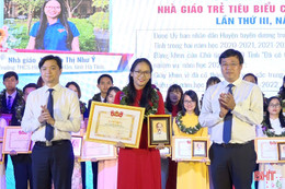 Cô giáo trường làng Hà Tĩnh được Trung ương Đoàn tuyên dương “Nhà giáo trẻ tiêu biểu"