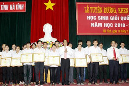 Rạng danh đất học Hồng Lam