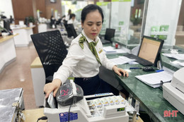 Vietcombank Hà Tĩnh tiếp tục giảm 0,5% lãi suất cho vay