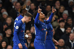 Tottenham 0-2 Chelsea: Thất bại tâm phục khẩu phục