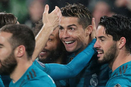 Ronaldo thâu tóm một loạt kỷ lục sau cú đúp vào lưới Juventus