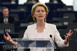 Thế giới ngày qua: Bà von der Leyen trở thành nữ Chủ tịch EC đầu tiên trong lịch sử